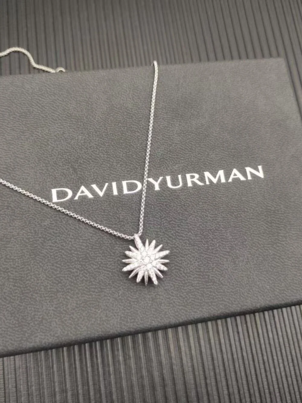 ✨David Yurman Silver Sunflower Necklace✨